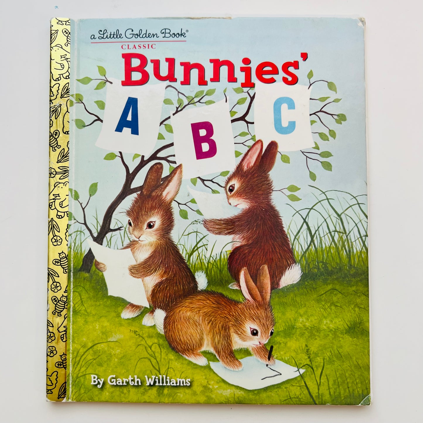 Bunnies' ABC by Garth Williams