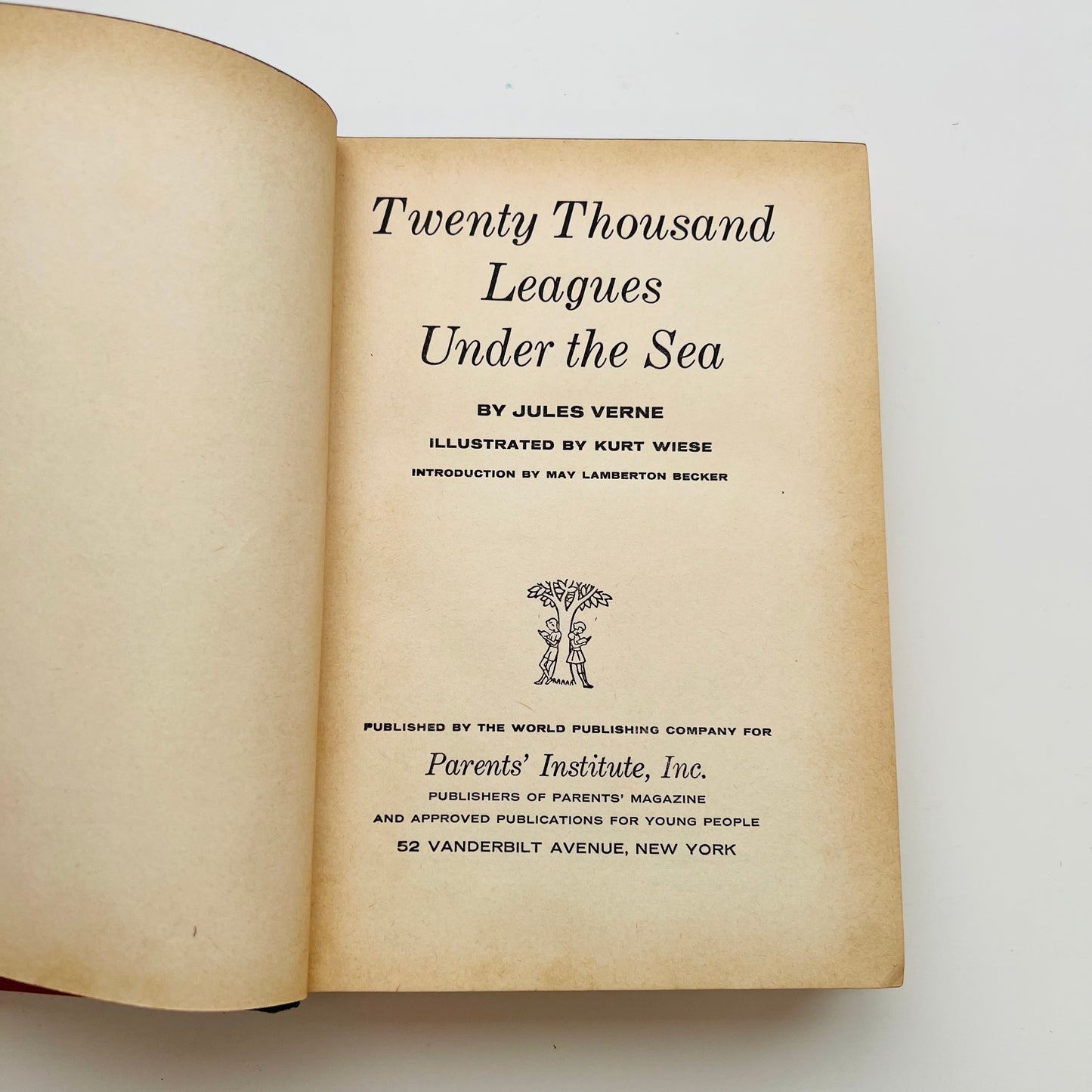 Twenty Thousand Leagues Under the Sea by Jules Verne