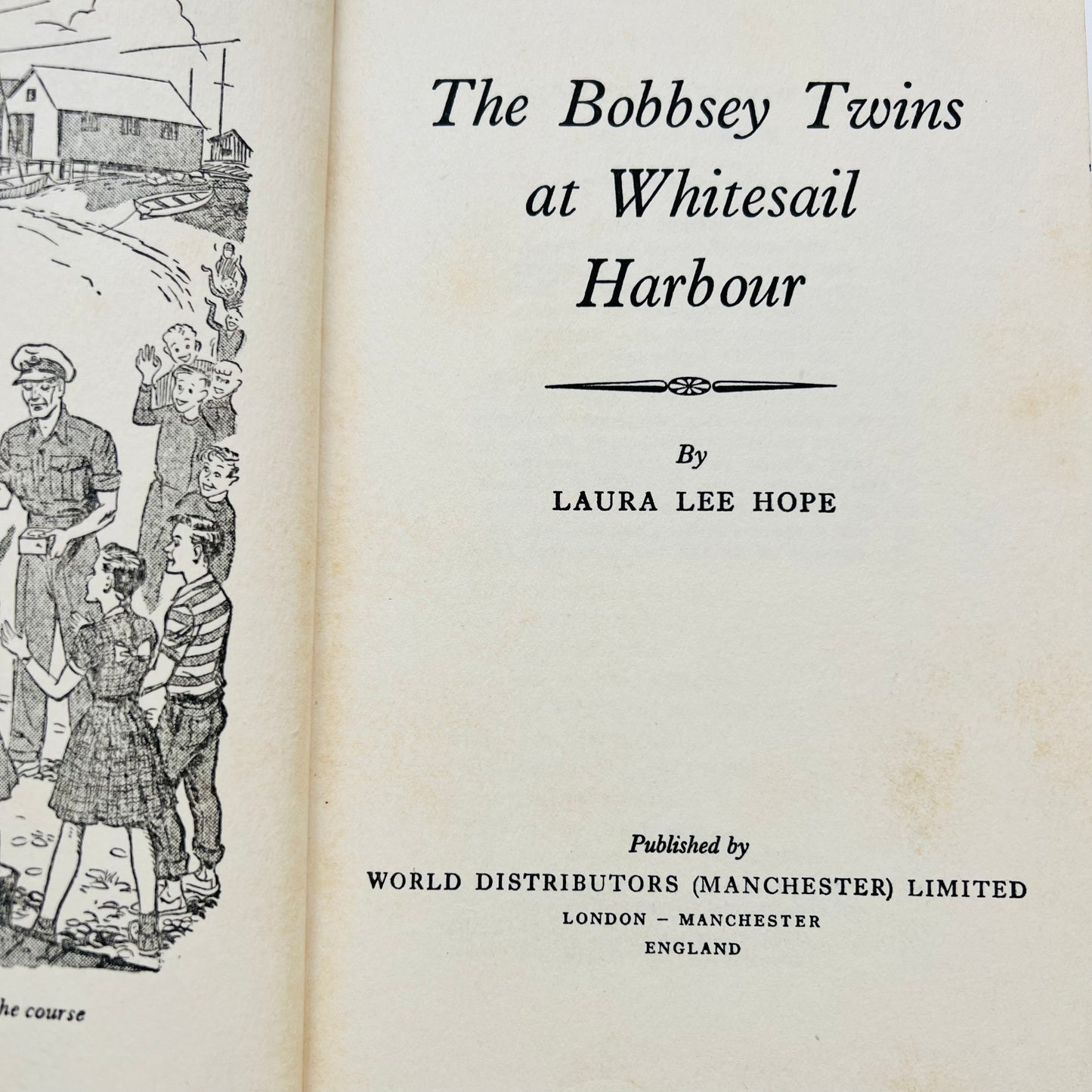 The Bobbsey Twins at Whitesail Harbour by Laura Lee Hope